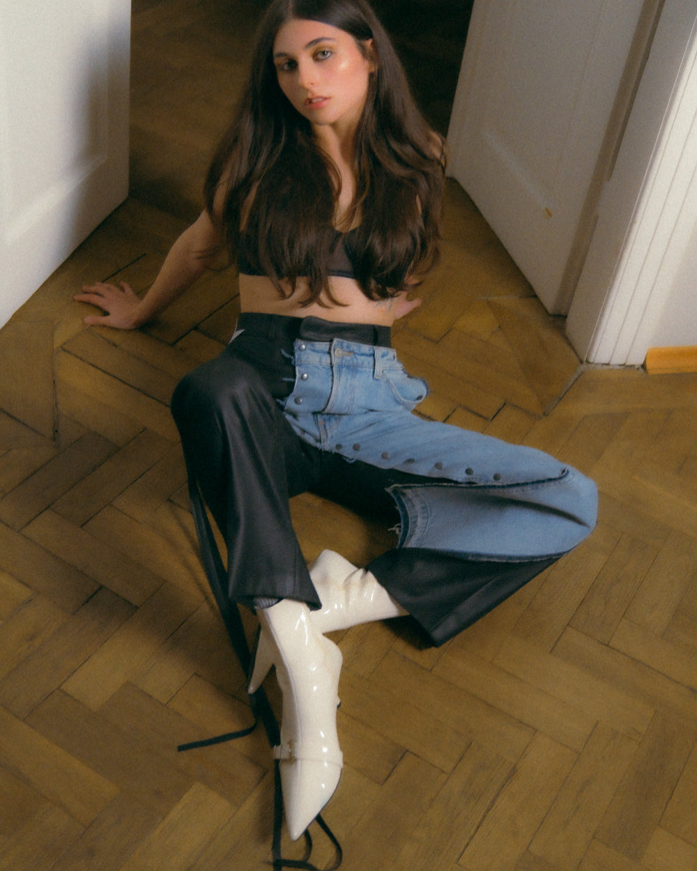 UPCYCLING PANTS-CONSTRUCTOR WITH JEANS PATCH INFANTA