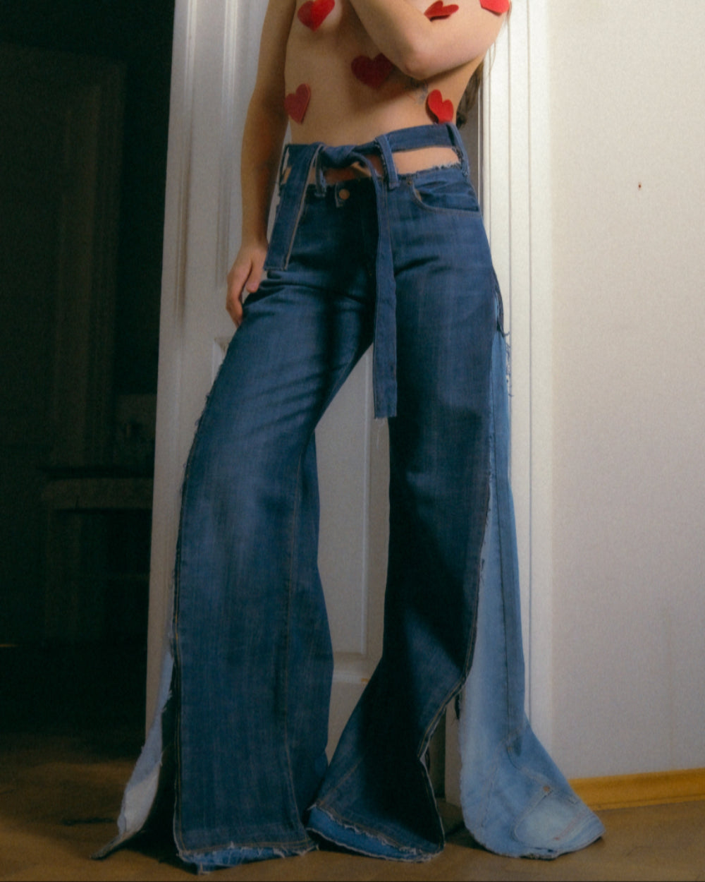 АПСАЙКЛ ДЖИНСИ З РОЗРІЗАМИ INFANTA