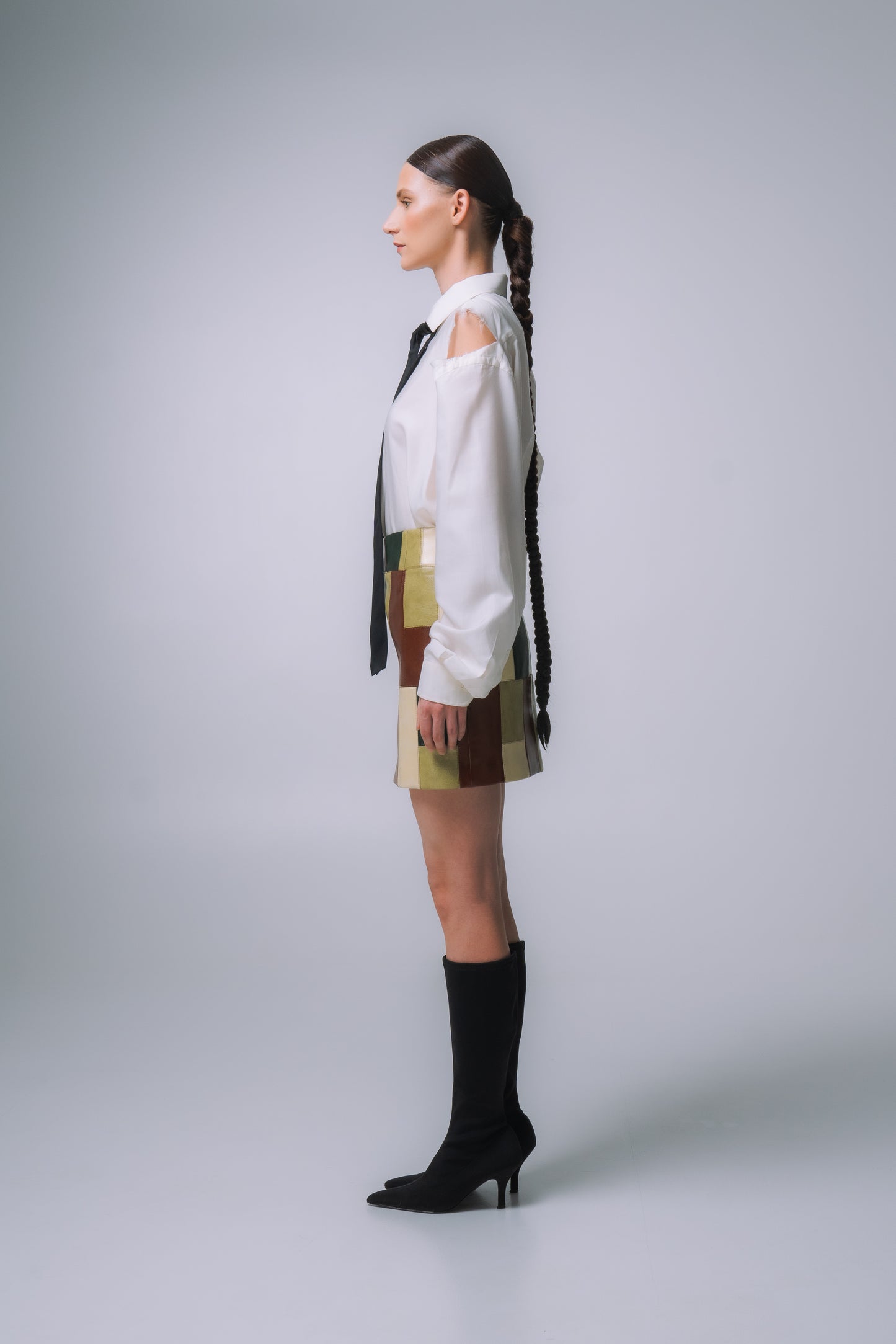 БАЗОВА СОРОЧКА З РОЗРІЗАМИ