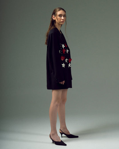 UPCYCLING JACKET CONSTRUCTOR INFANTA with a man's shoulder