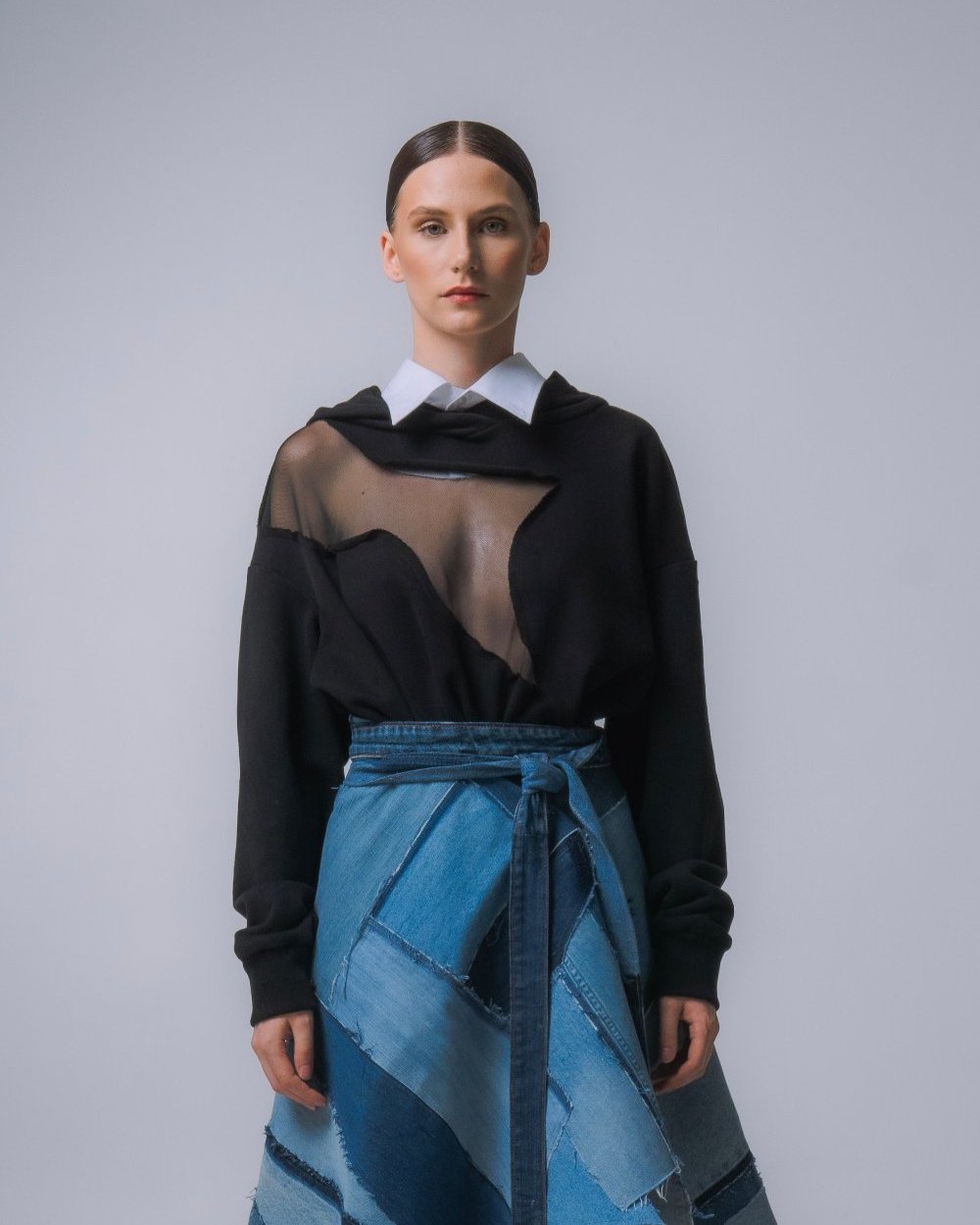 ХУДІ З ВИРІЗОМ