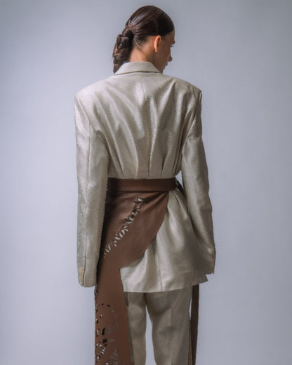 ARHITECTURAL UPCYCLED BLAZER WITH PLEATS